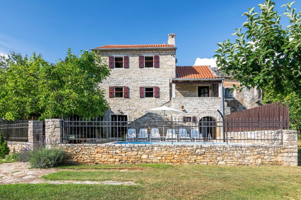 Villa Maria Oprtalj Bagian luar foto