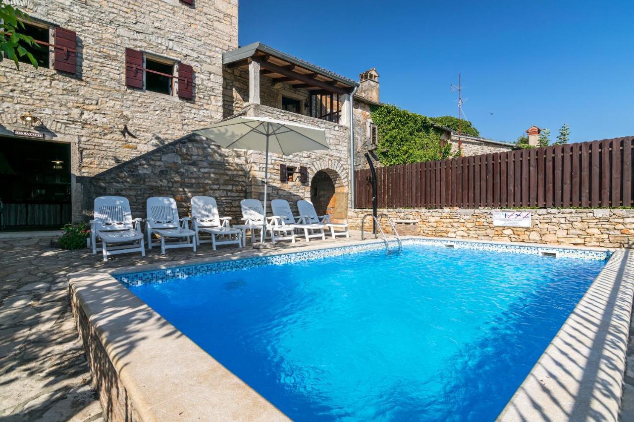 Villa Maria Oprtalj Bagian luar foto