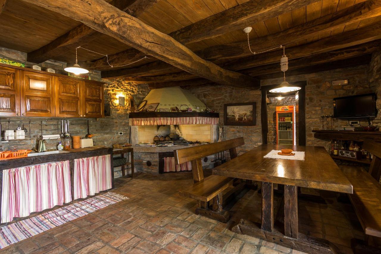 Villa Maria Oprtalj Bagian luar foto