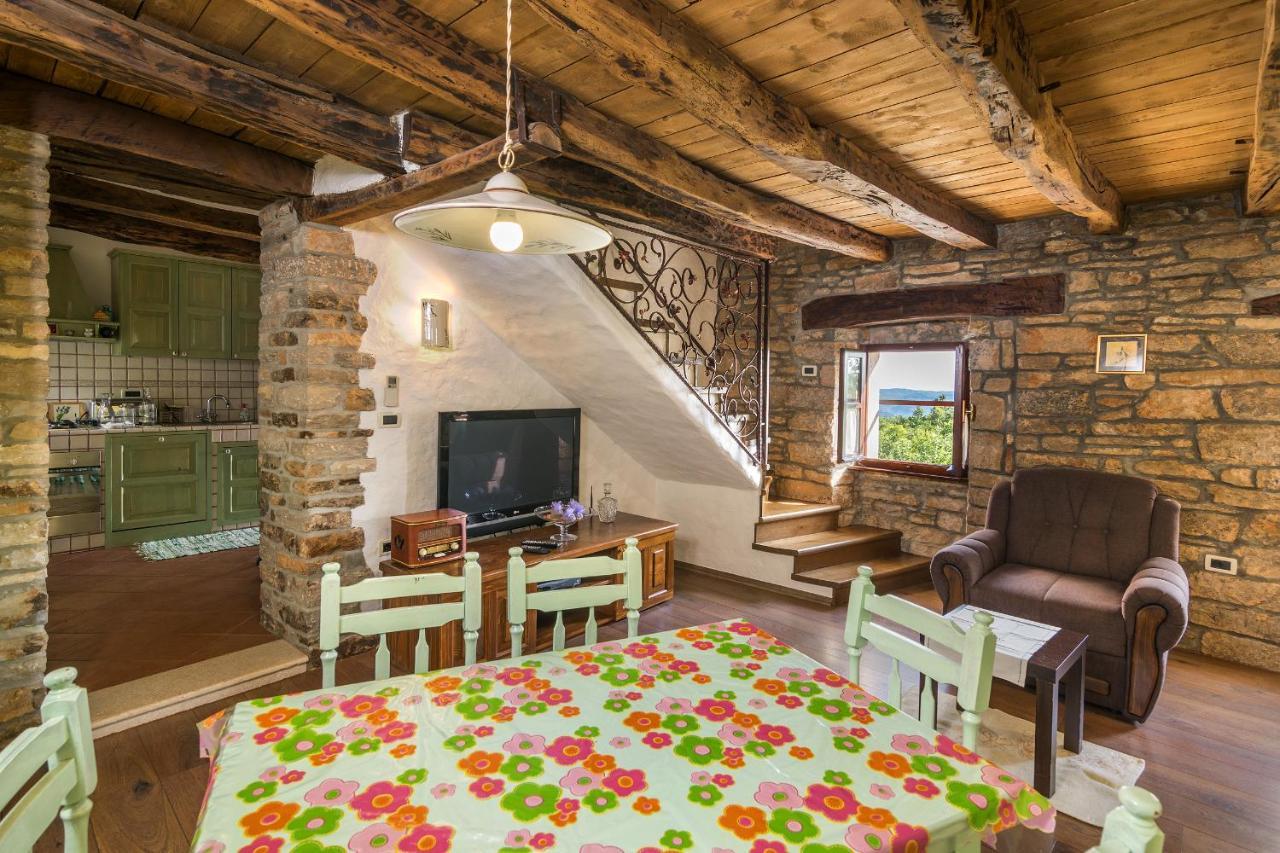 Villa Maria Oprtalj Bagian luar foto