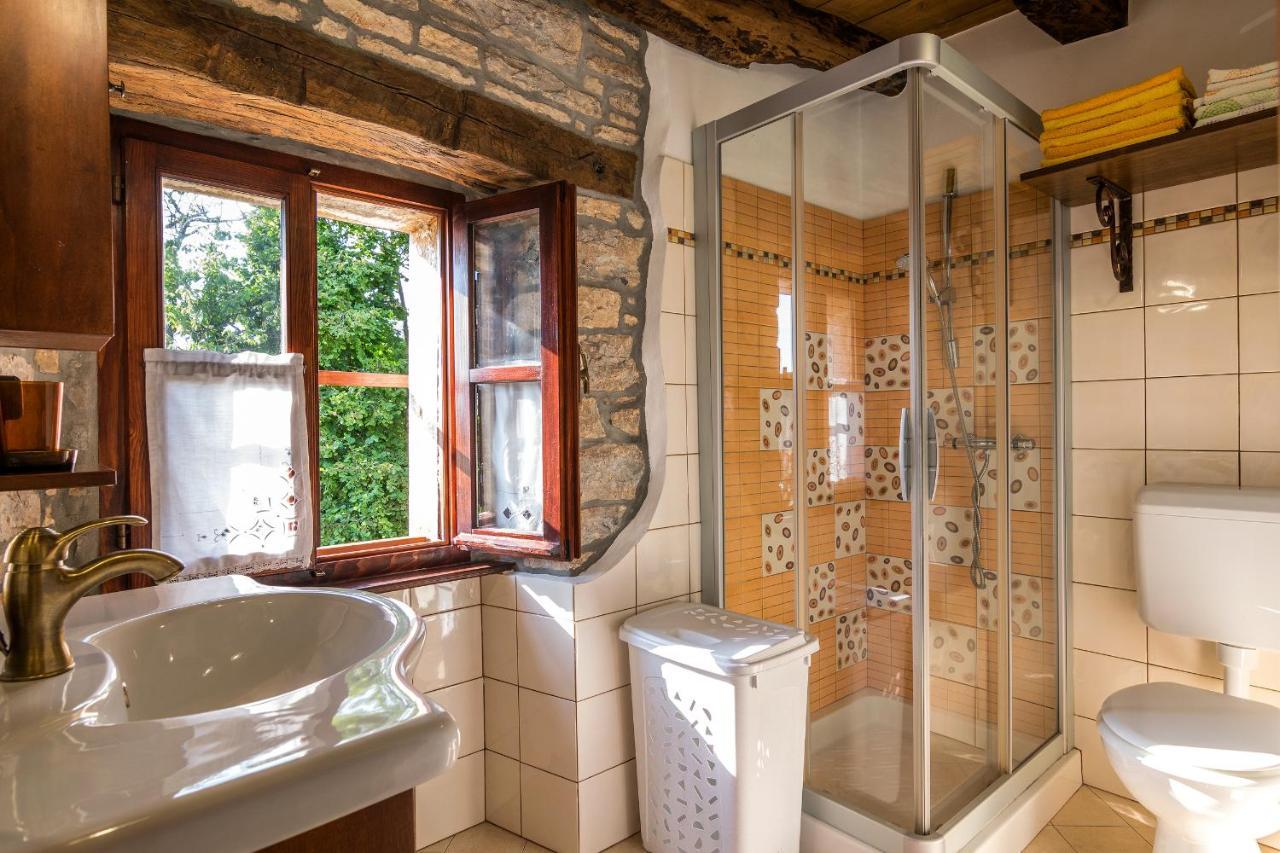 Villa Maria Oprtalj Bagian luar foto