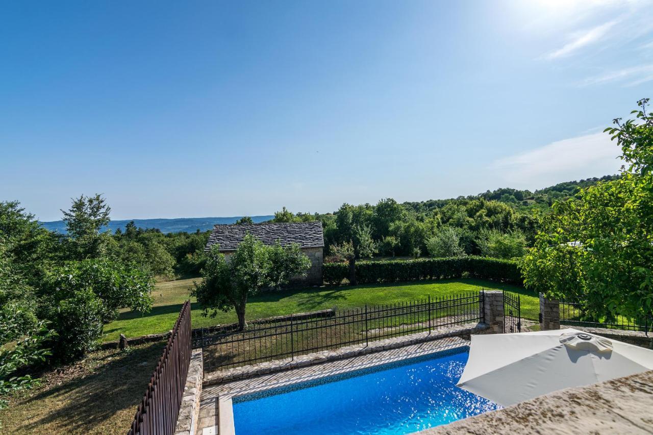 Villa Maria Oprtalj Bagian luar foto