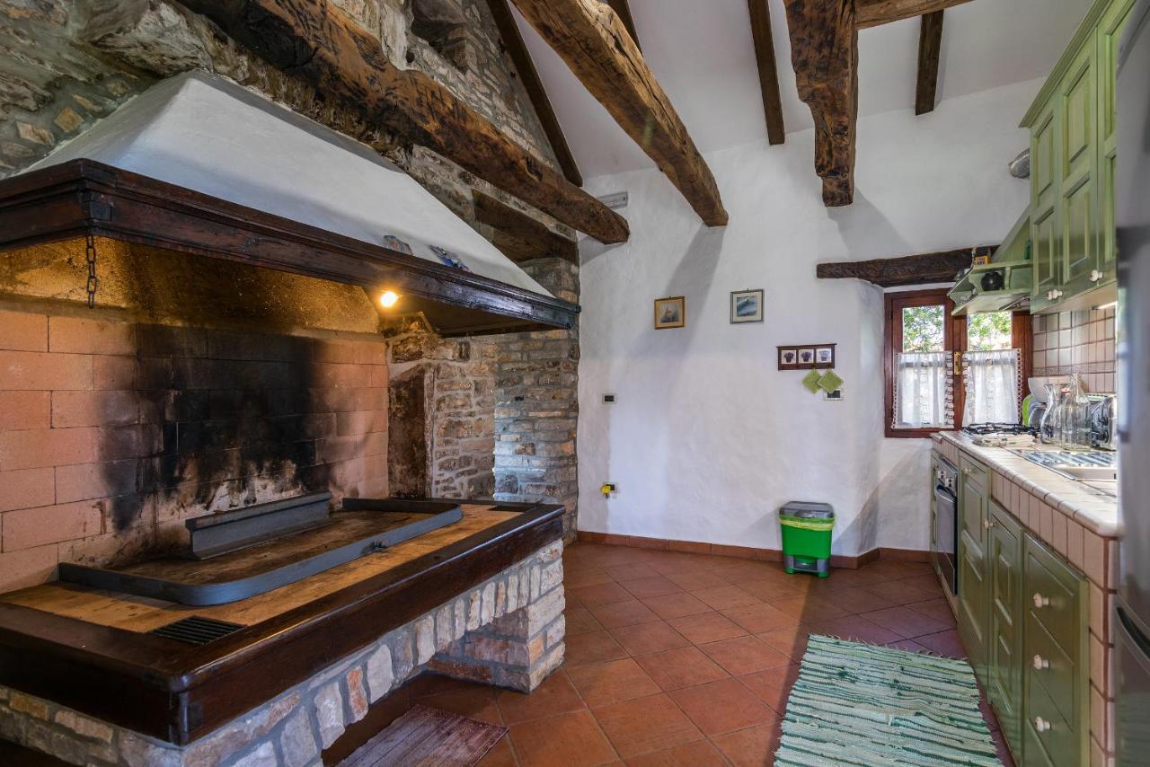 Villa Maria Oprtalj Bagian luar foto
